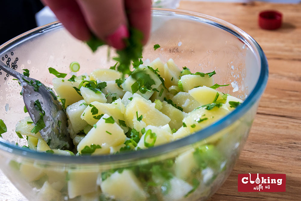 Very tasty potato salad – the very basic recipe