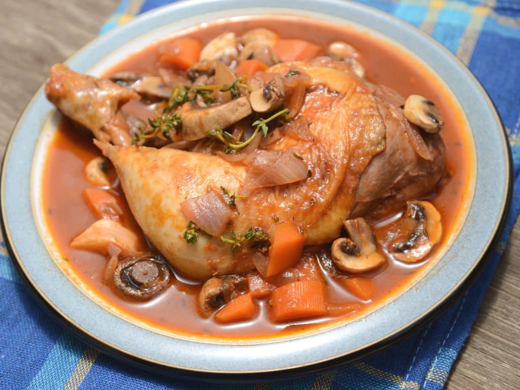 Coq au Vin: A French delight with red wine and meat that will captivate you