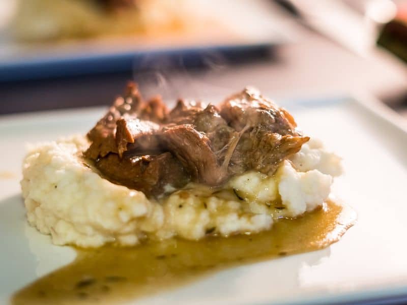 Mashed potatoes with beef